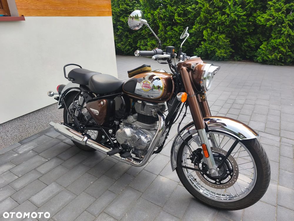 Royal Enfield Classic - 1