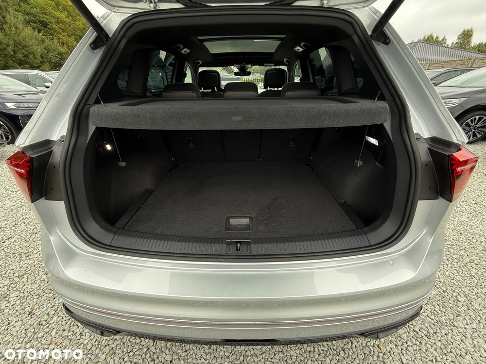 Volkswagen Tiguan 2.0 TDI R-Line DSG - 32