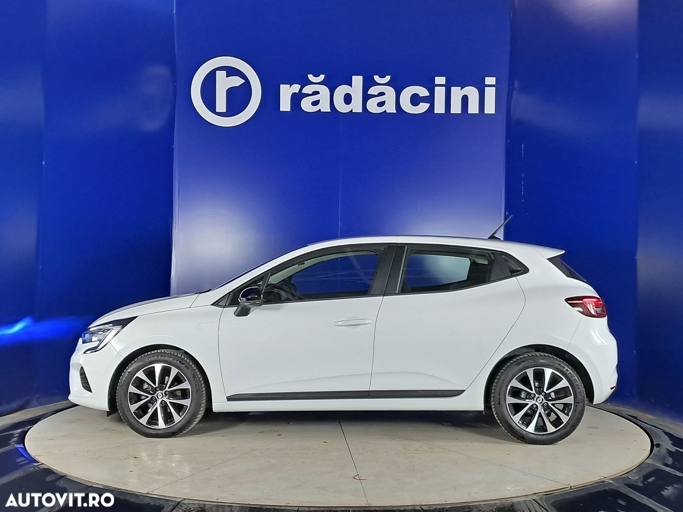 Renault Clio - 2