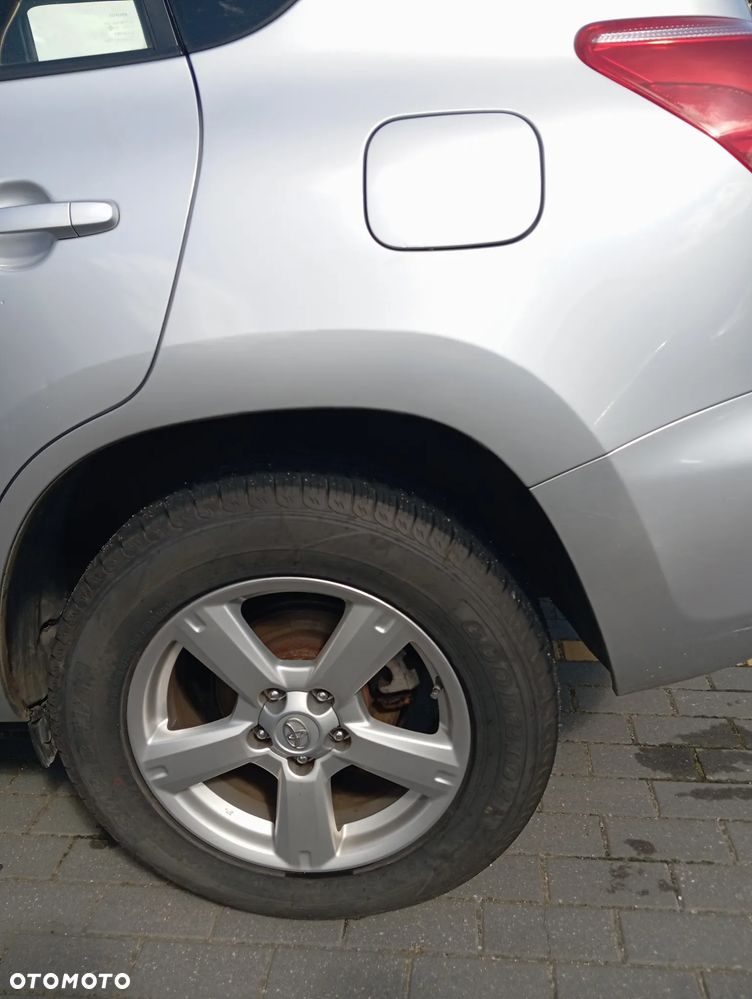 Toyota RAV4 2.0 VVT-i Luna - 7