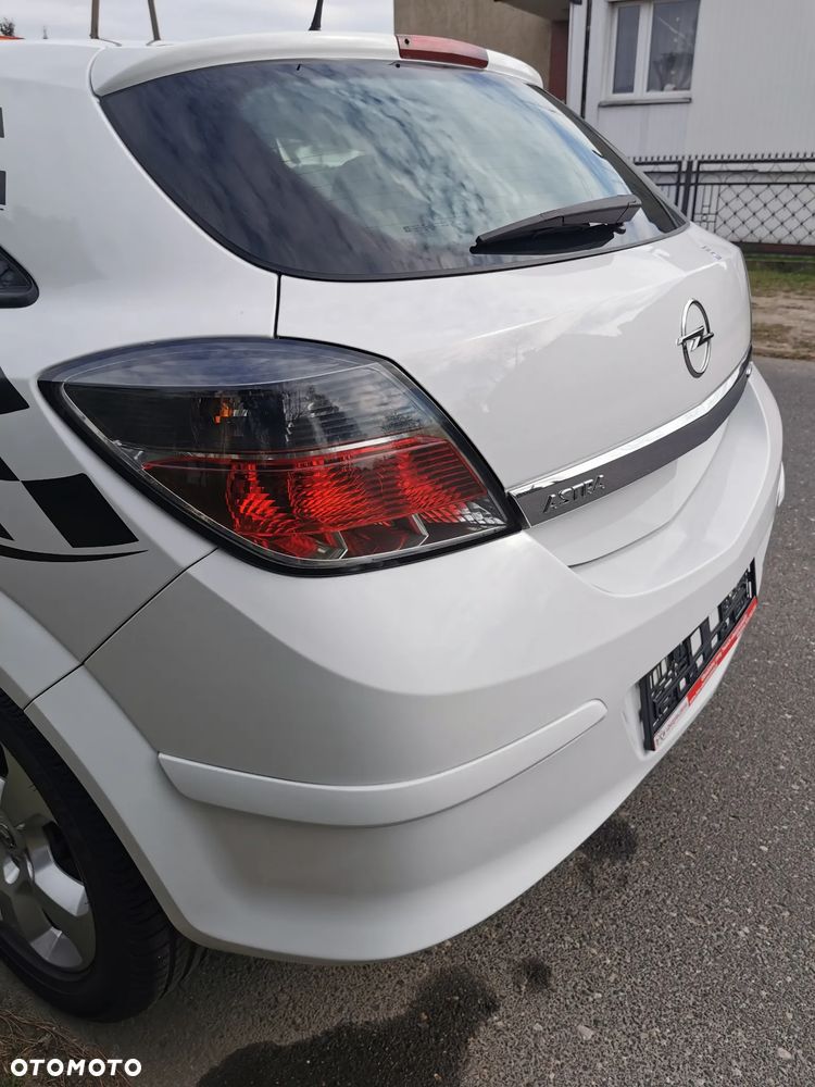 Opel Astra 1.6 Innovation - 20