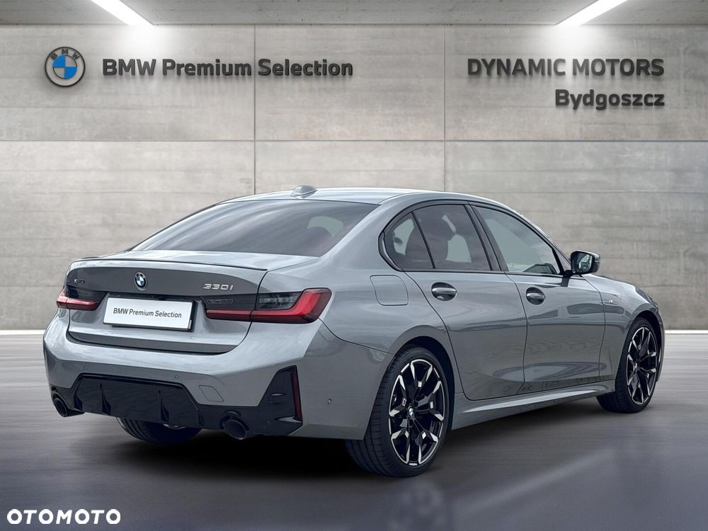 BMW Seria 3 330i xDrive M Sport sport - 7