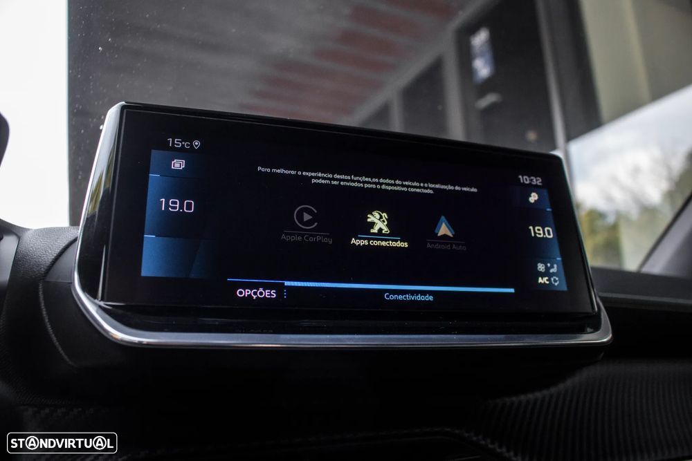 Peugeot 2008 1.5 BlueHDi GT EAT8 - 38