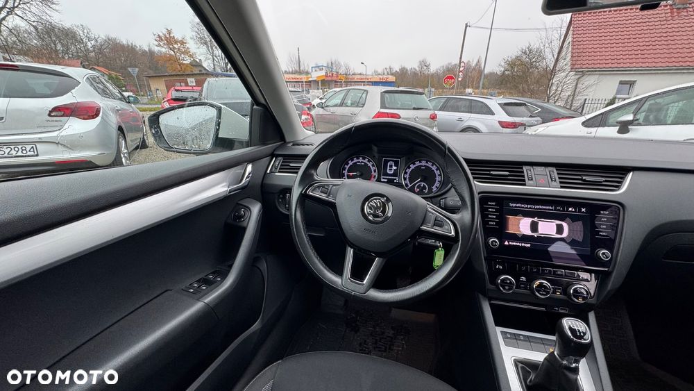 Skoda Octavia 1.6 TDI Style - 12