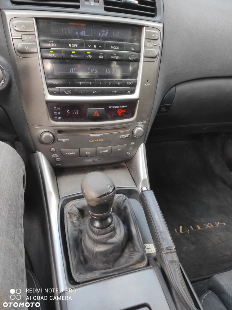 Lexus IS 220 D Elegance - 2