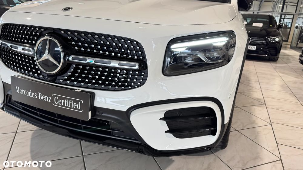 Mercedes-Benz GLB 200 AMG Line 7G-DCT - 7