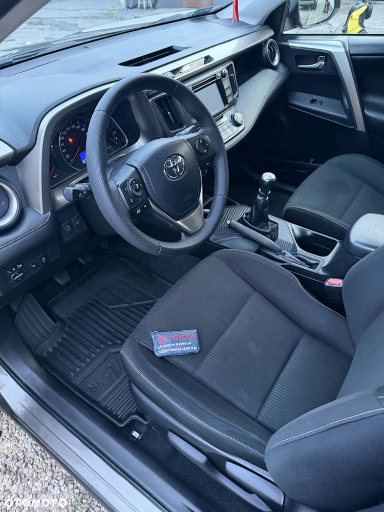 Toyota RAV4 2.0 Premium - 6