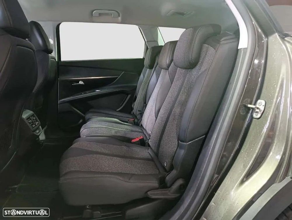 Peugeot 5008 1.2 PureTech Allure Pack EAT8 - 10