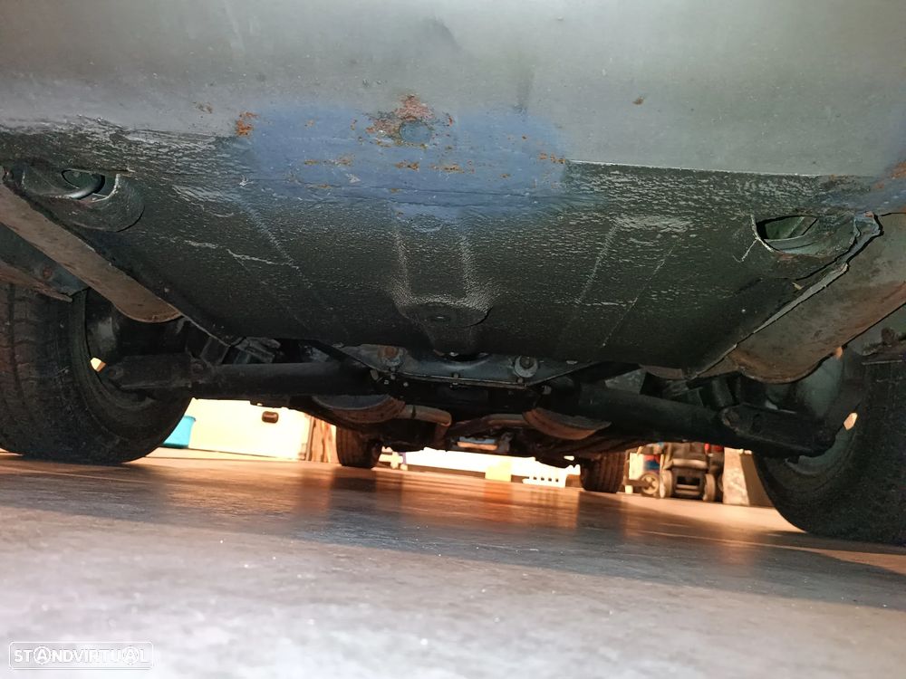 Daimler Sovereign - 39