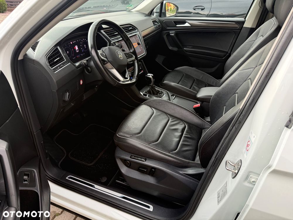 Volkswagen Tiguan 2.0 TDI SCR 4Mot Elegance DSG - 10