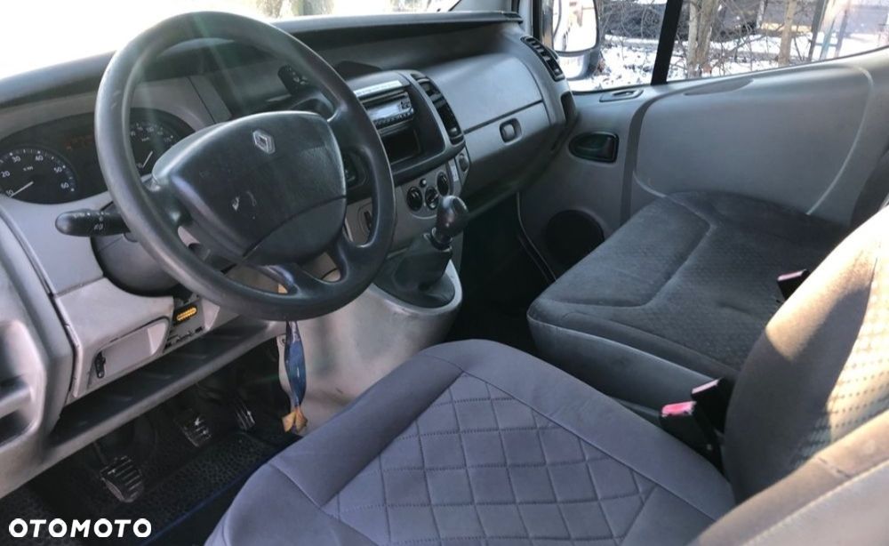 Renault Trafic - 7