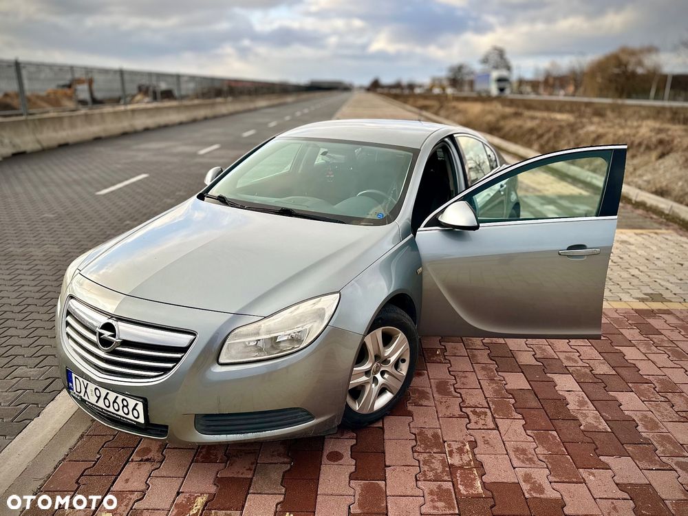 Opel Insignia 1.6 Design Edition - 12