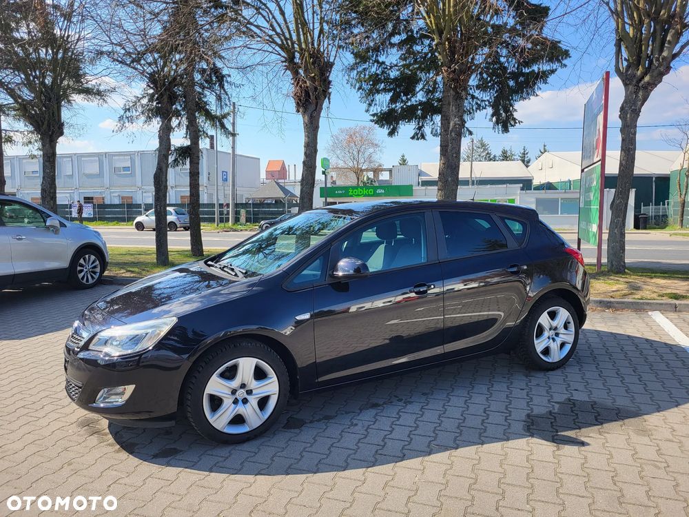 Opel Astra - 9