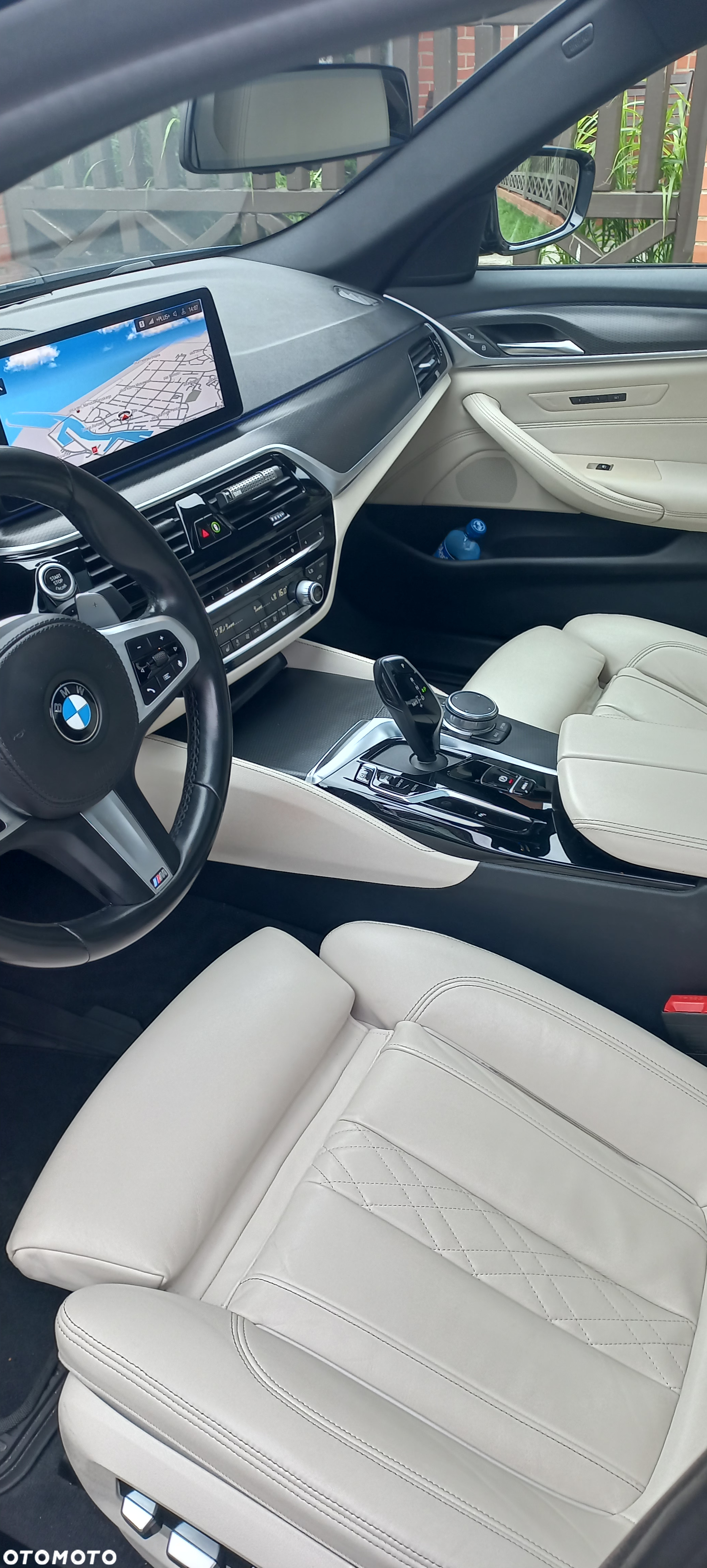BMW Seria 5 520i M Sport Edition - 9