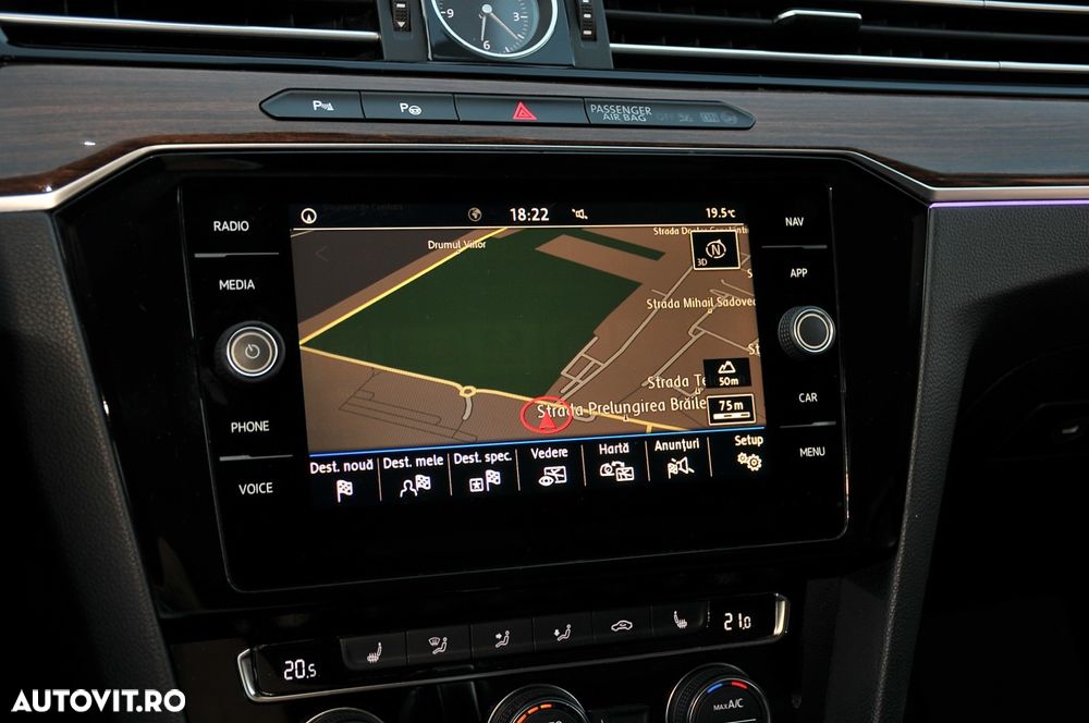 Volkswagen Passat - 15