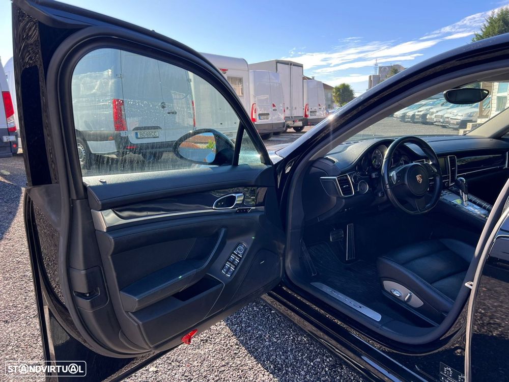 Porsche Panamera - 14