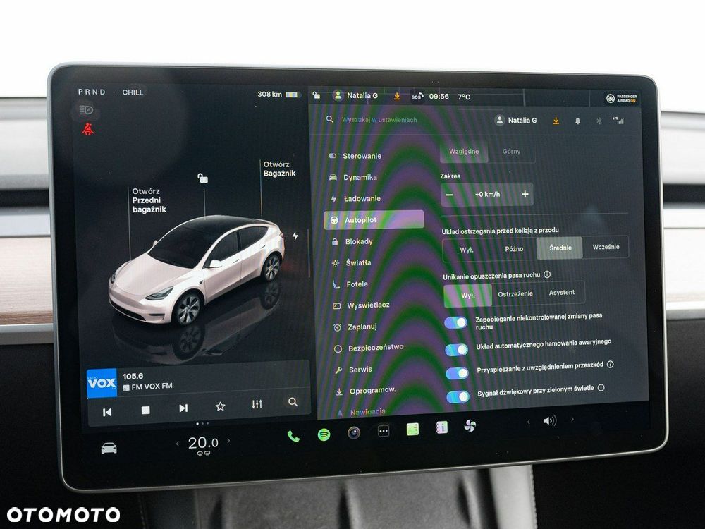 Tesla Model Y Long Range RWD - 19