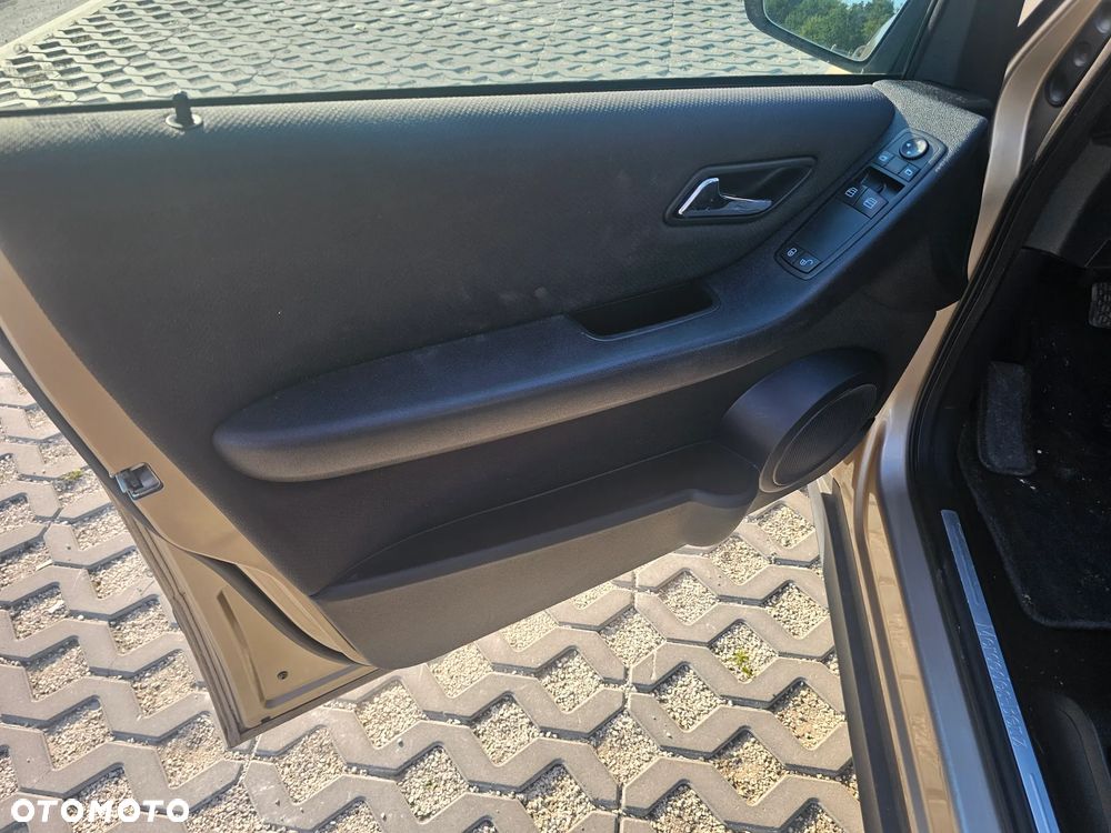 Mercedes-Benz Klasa A 160 CDI Elegance - 11