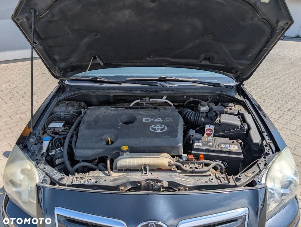 Toyota Avensis 2.0 D-4D Edition - 20