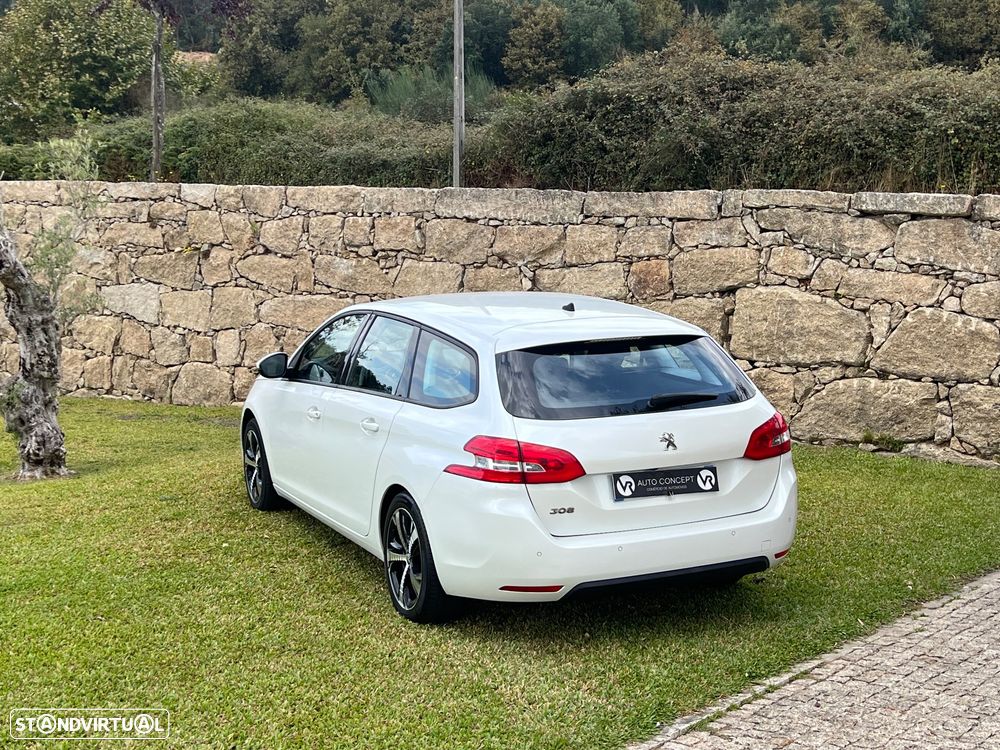 Peugeot 308 1.6 BlueHDi Allure J17 - 17