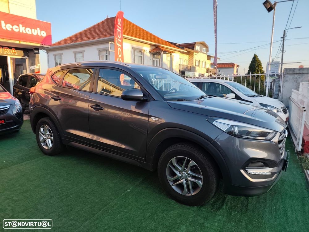 Hyundai Tucson 1.7 CRDi Creative - 11