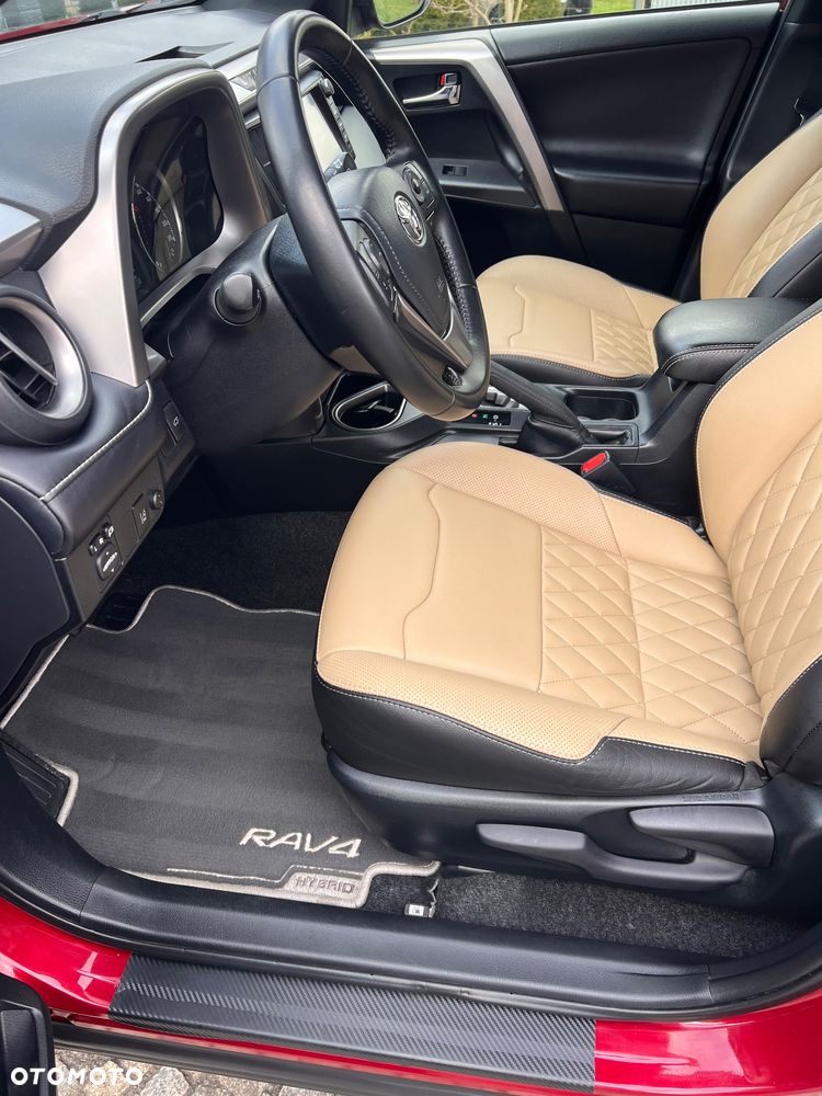 Toyota RAV4 - 26