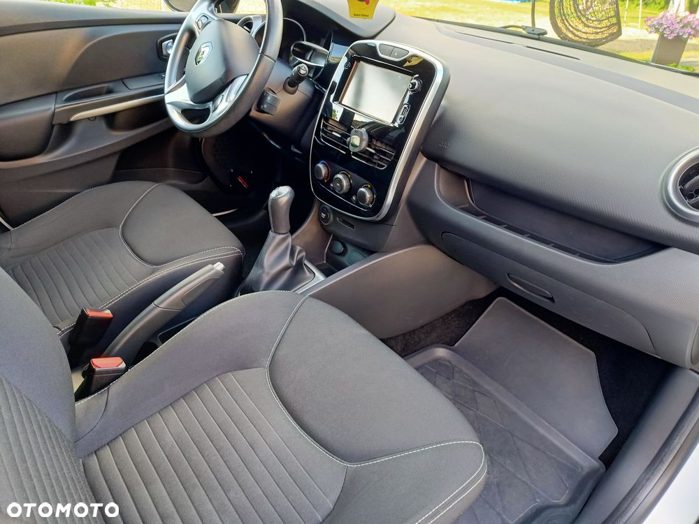 Renault Clio - 8
