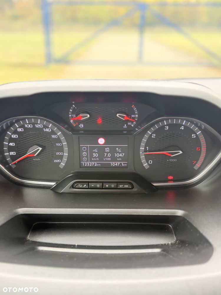Peugeot Rifter 1.5 BlueHDI GT S&S - 16
