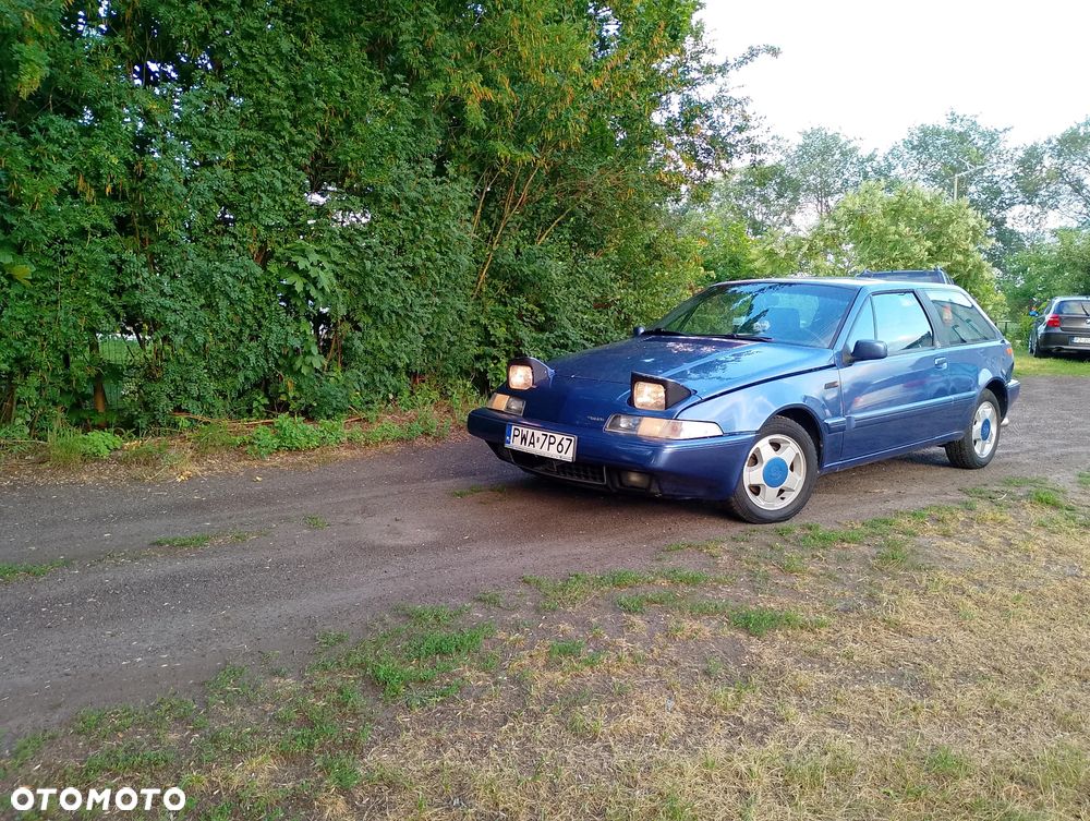 Volvo Seria 400 - 3