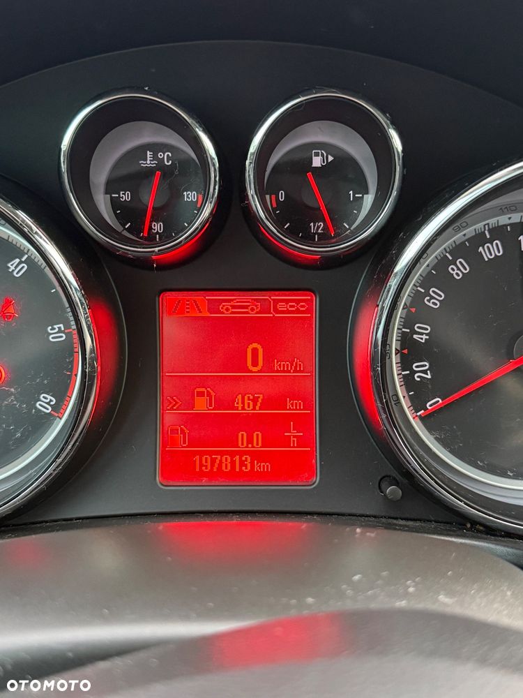 Opel Insignia 2.0 CDTI - 16