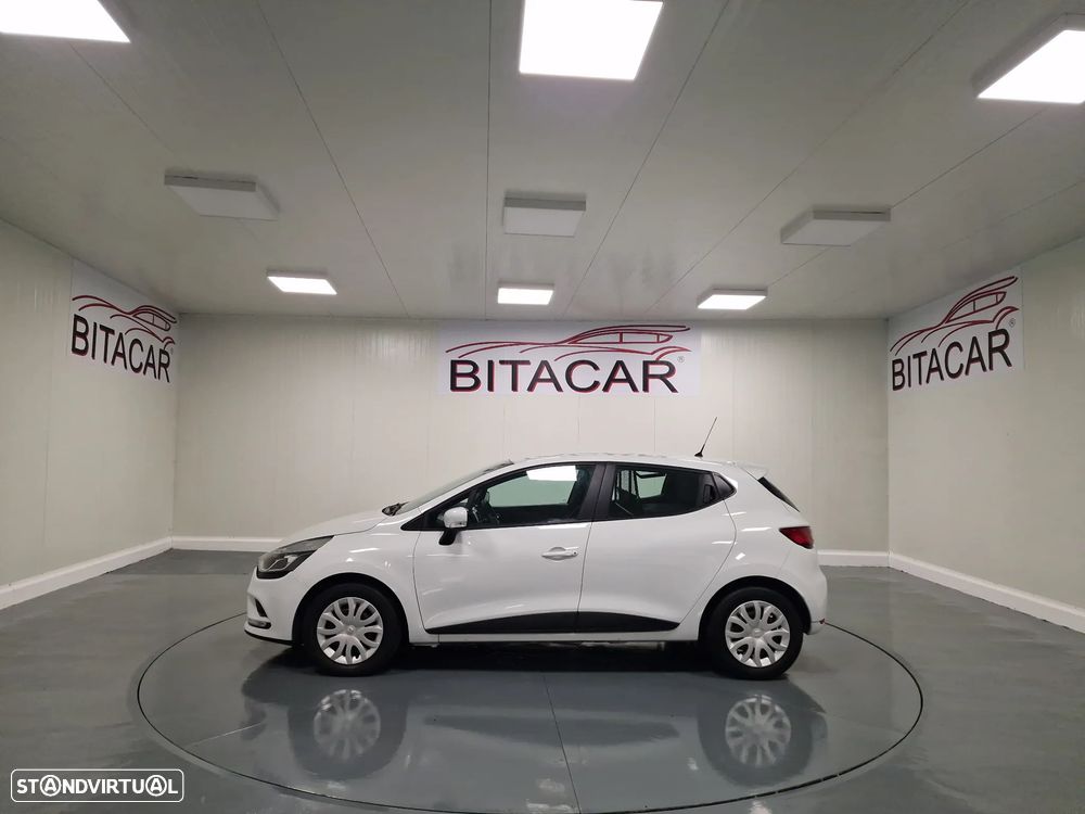 Renault CLIO SOCIETE 1.5 DCI 90CV GPS IVA DEDUTIVEL - 17