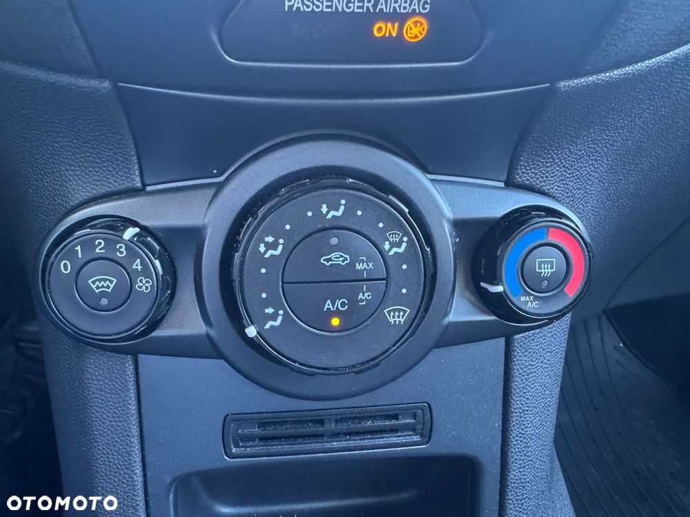 Ford Fiesta 1.0 EcoBoost Silver X - 20