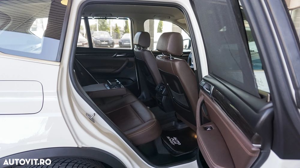 BMW X3 xDrive20d AT xLine - 27