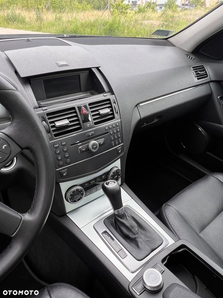 Mercedes-Benz Klasa C 220 CDI DPF Automatik Avantgarde - 8
