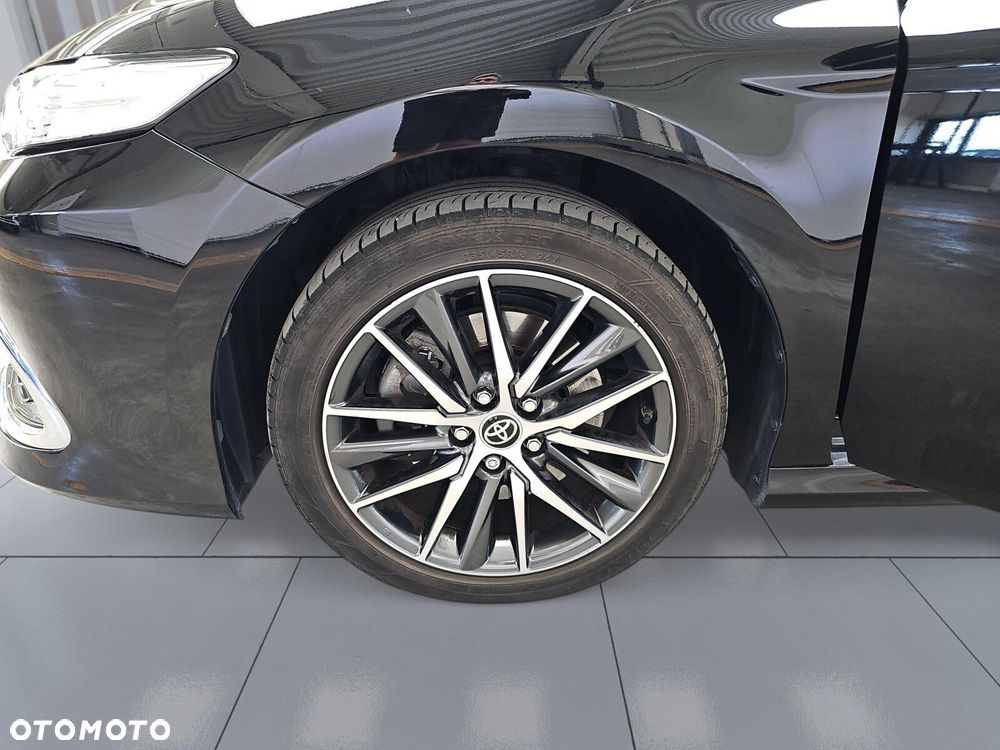 Toyota Camry 2.5 Hybrid Executive CVT - 34