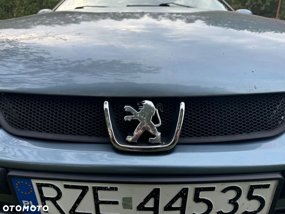 Peugeot 406 2.0 HDI STDT - 16