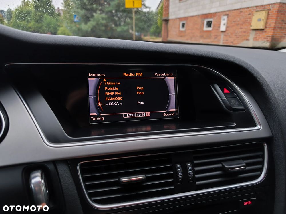 Audi A4 Avant 2.0 TDI DPF Ambiente - 16