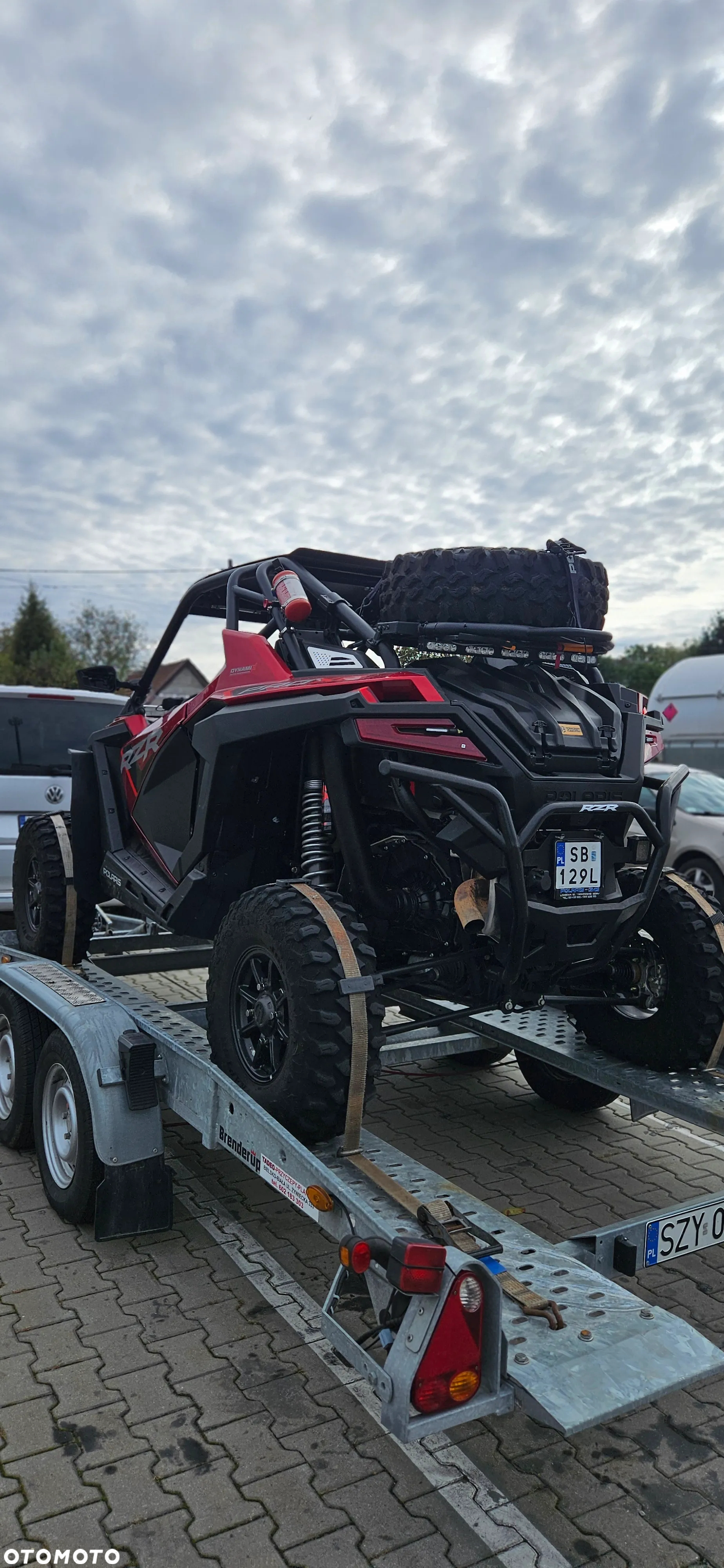 Polaris RZR - 18