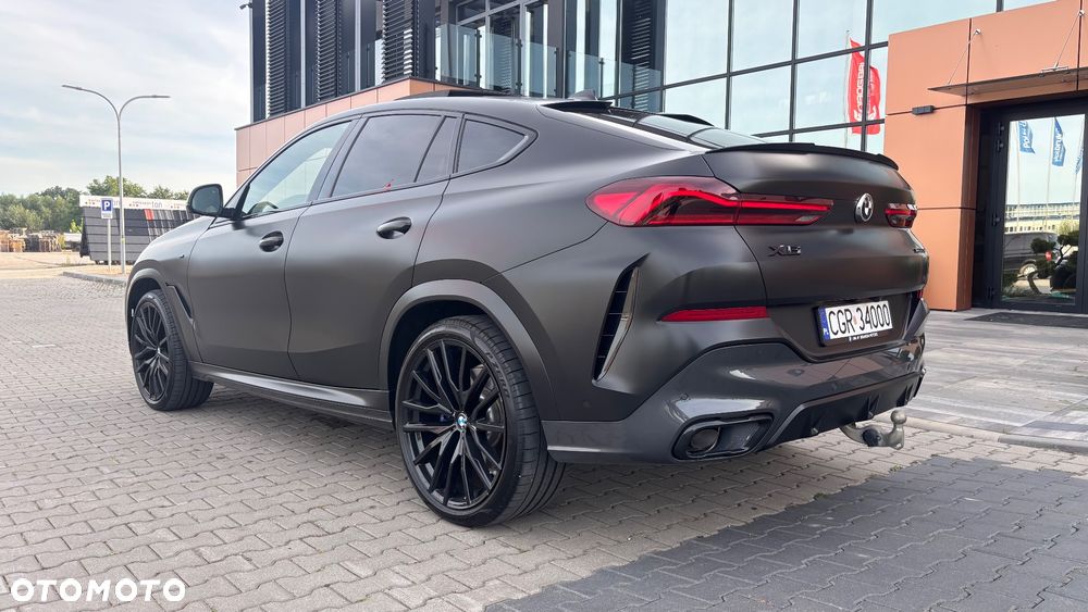 BMW X6 - 16