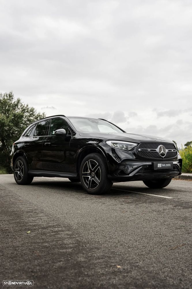 Mercedes-Benz GLC 300 e 4Matic 9G-TRONIC AMG Line Advanced - 10