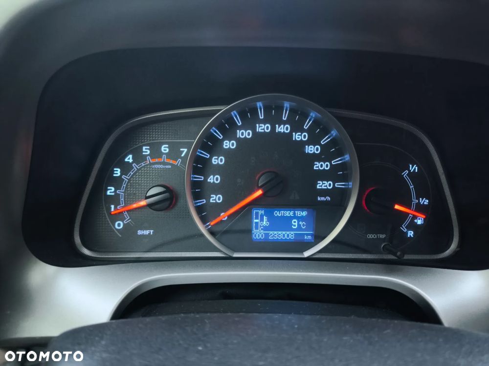 Toyota RAV4 2.0 D-4D Active - 5