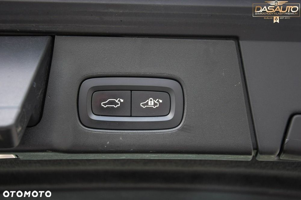 Volvo V90 D5 SCR AWD Inscription - 30
