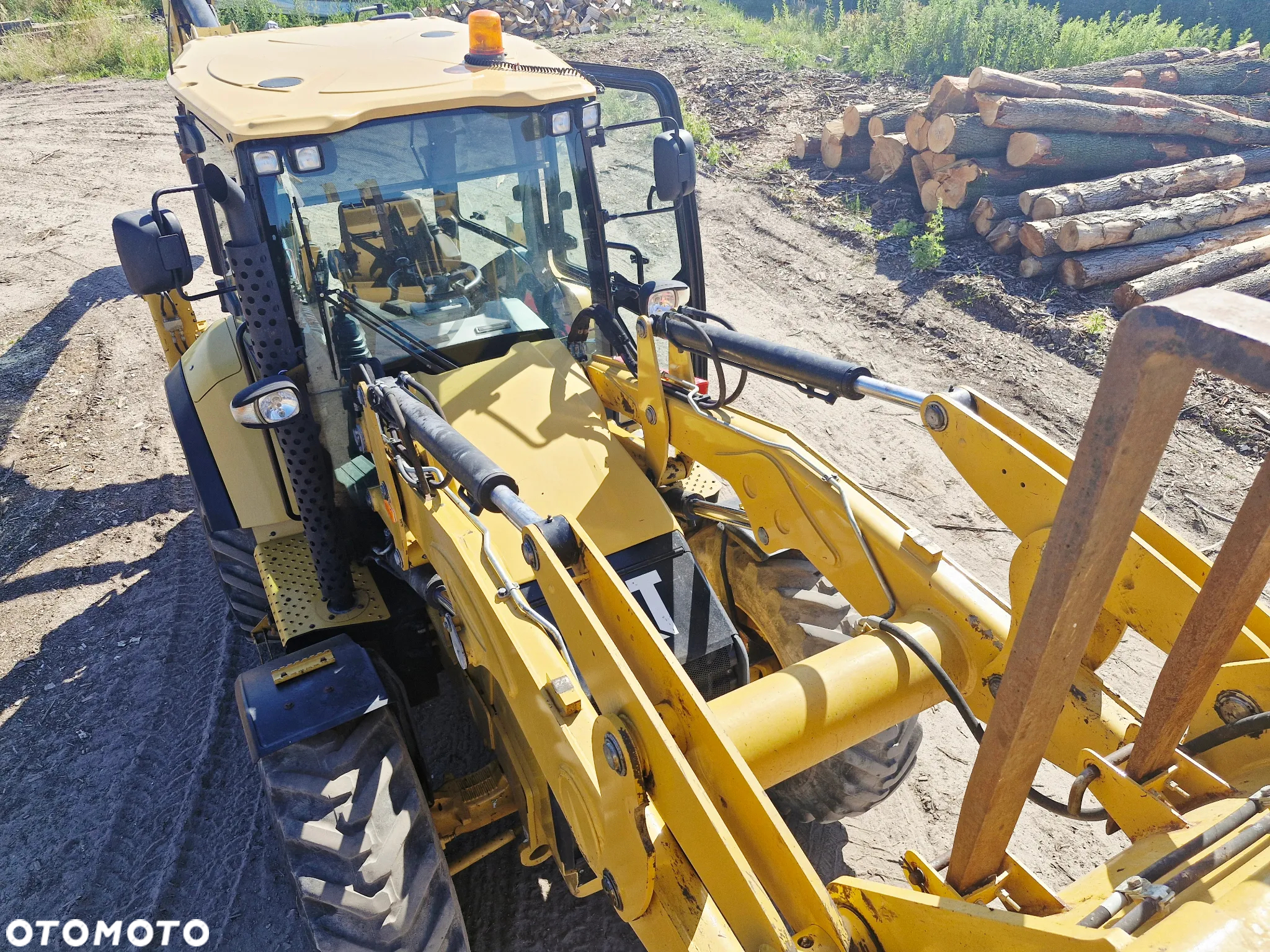 Caterpillar 444F2 - 9