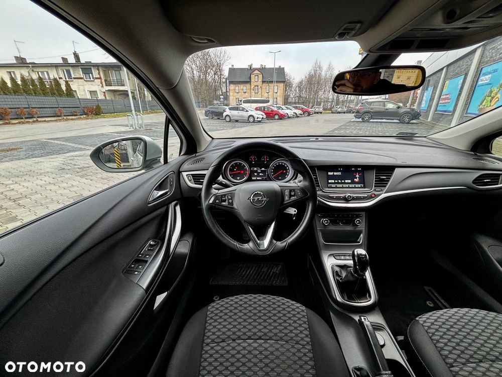 Opel Astra 1.4 T Enjoy - 15