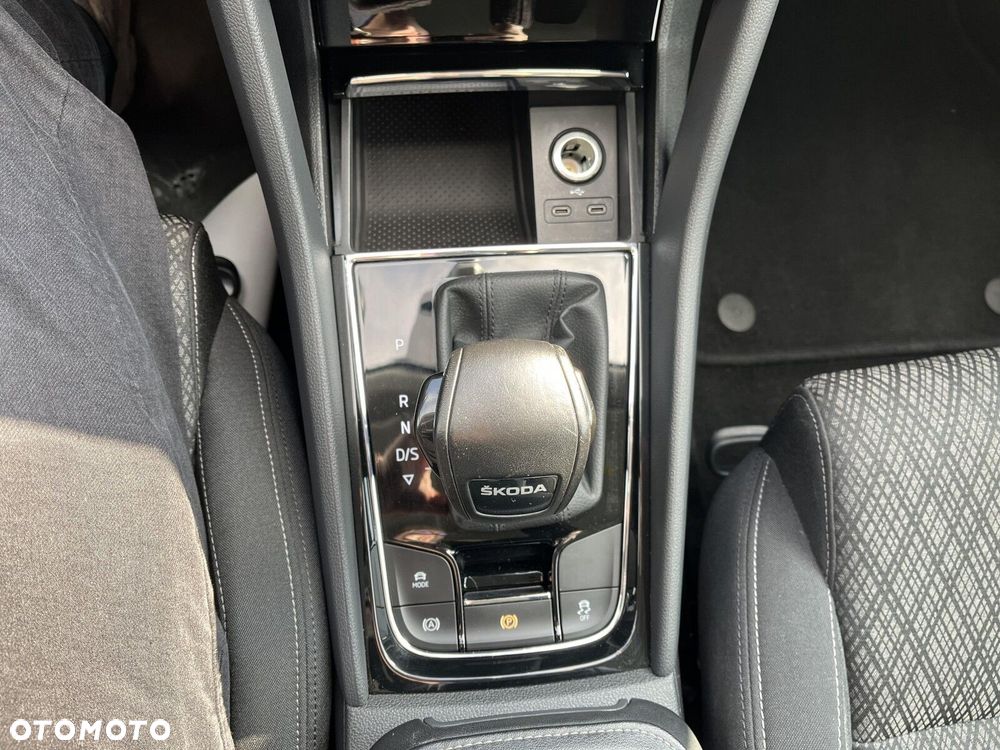 Skoda Karoq 1.5 TSI ACT Style DSG - 31
