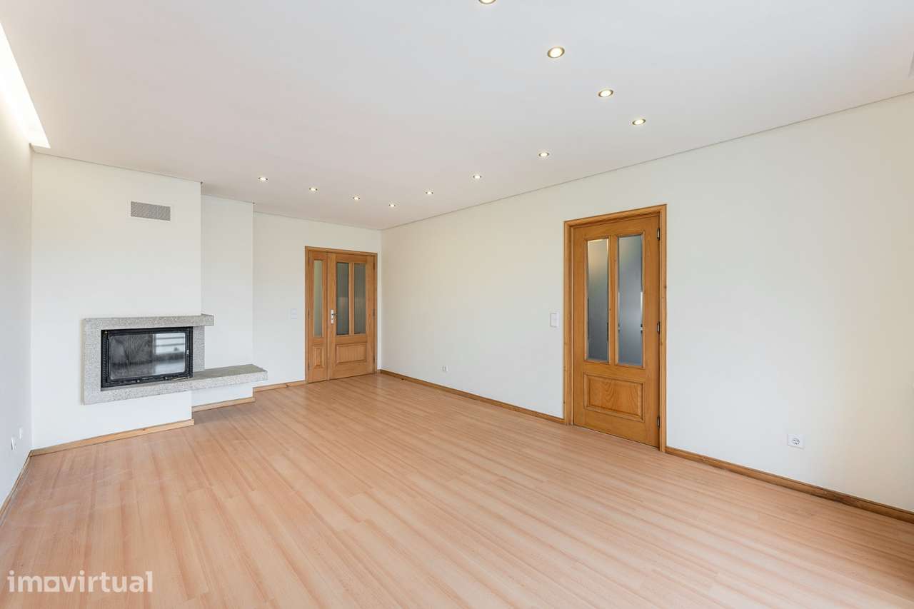 Apartamento, 90 m², Gondomar (São Cosme), Valbom e Jovim - Grande imagem: 4/32