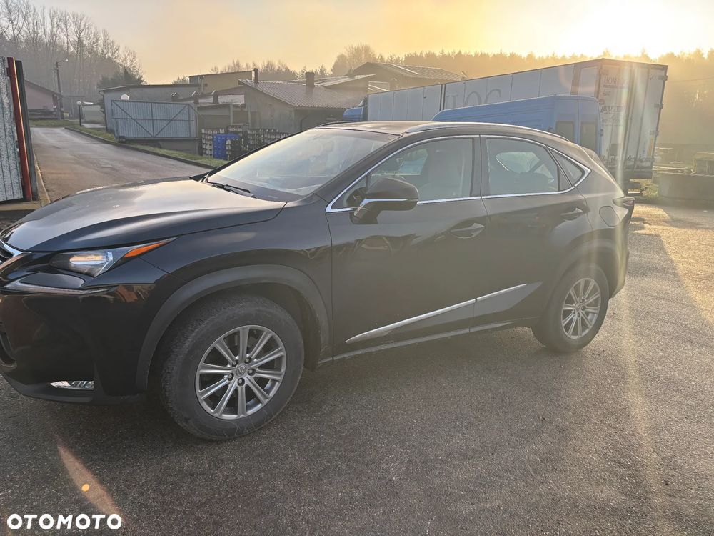 Lexus NX 200t Elite AWD - 4