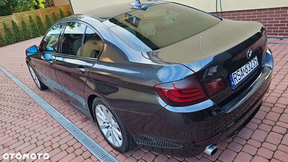BMW Seria 5 535i xDrive Modern Line - 26