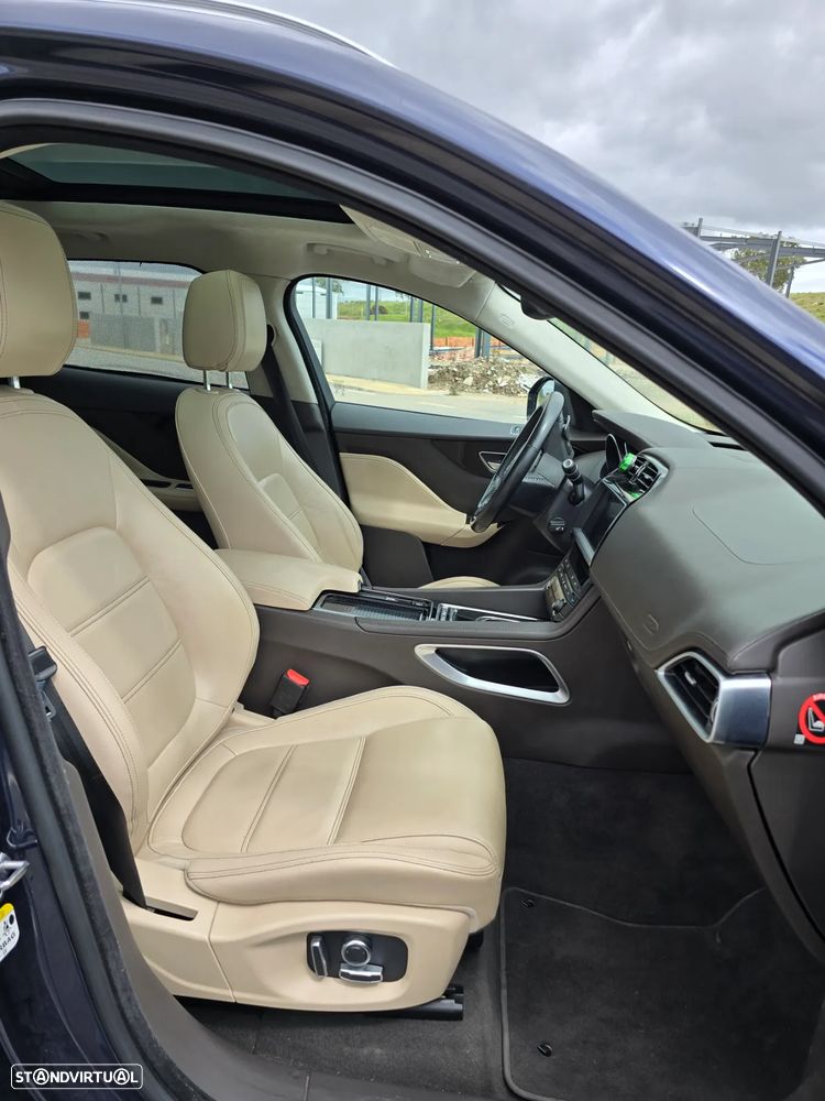 Jaguar F-Pace 2.0 i4D Pure Aut. - 15