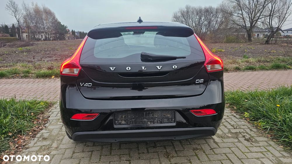 Volvo V40 D2 Momentum - 26